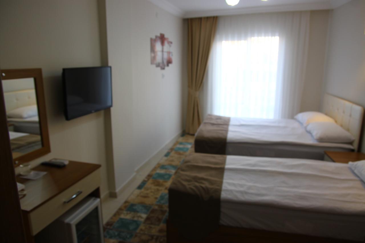 Deveci Hotel Mut ภายนอก รูปภาพ
